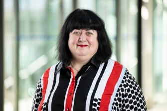 
Portraitfoto von Dr. Cristina Osterhoff, Mitglied im Toll Collect Aufsichtsrat