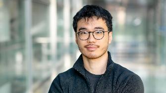 
Portrait von Heyi, ehemaliger Werkstudent Informatik